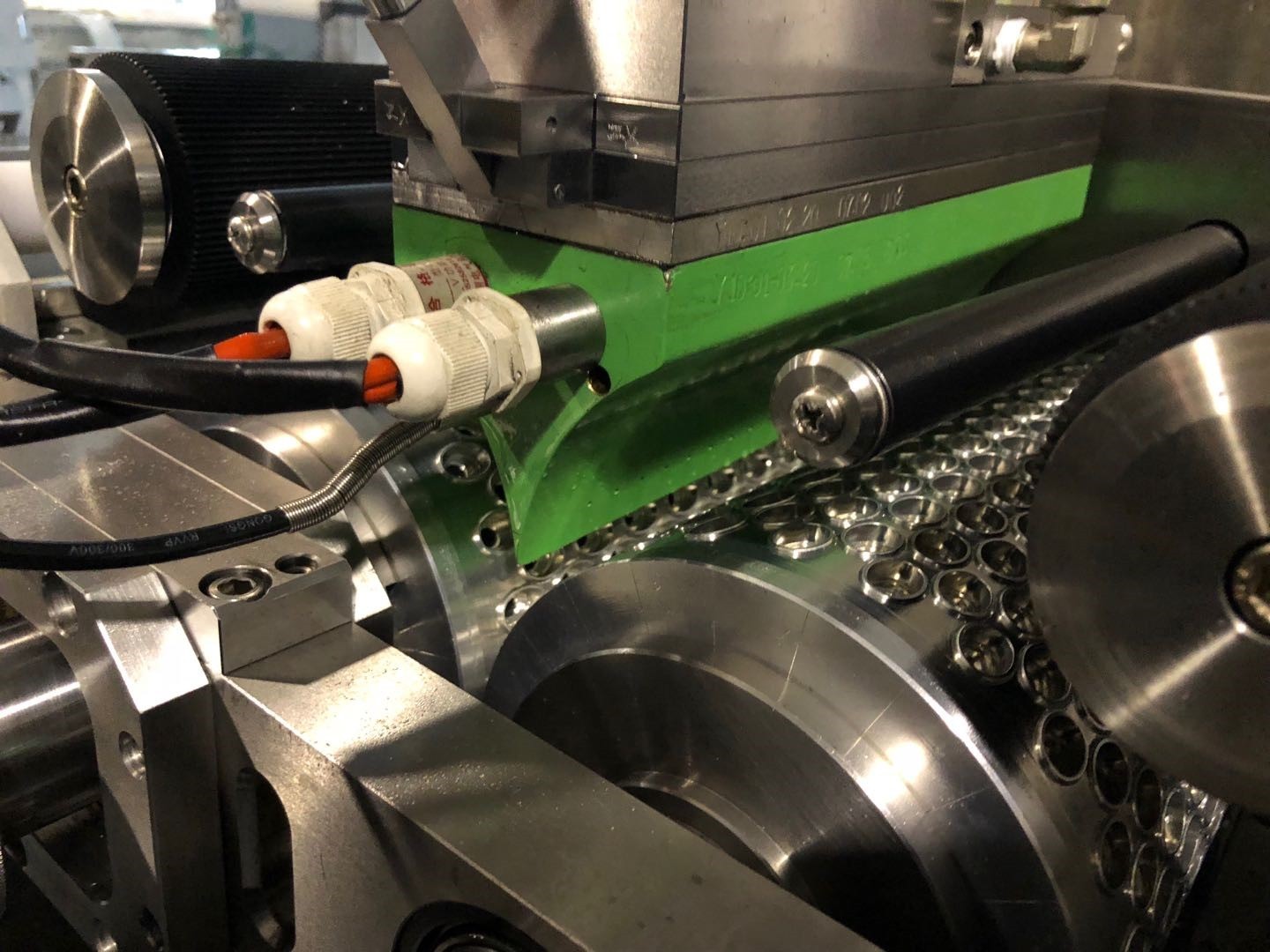 Подготовка КП на поставку линии для производства мягких желатиновых капсул